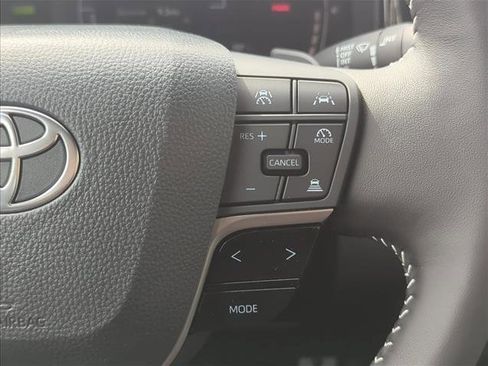 New 2026 Toyota Camry SE image 19