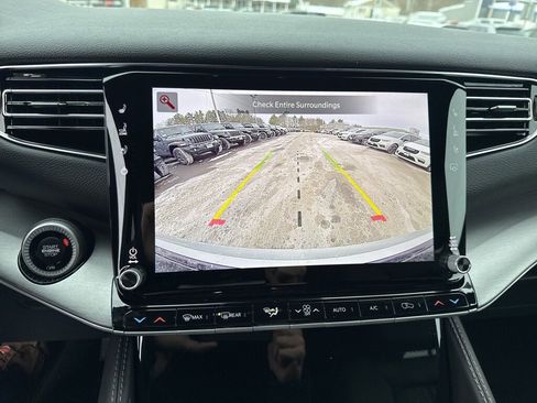 New 2026 Jeep Grand Wagoneer Limited image 15