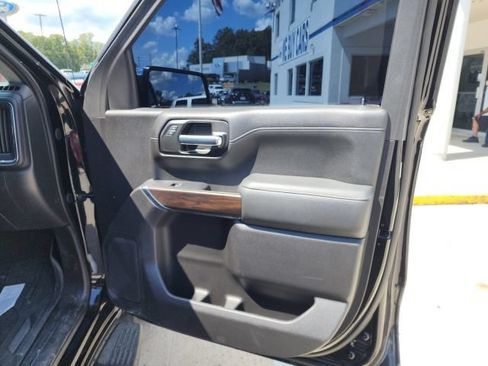 Used 2021 GMC Sierra 1500 SLT w/ SLT Premium Package AWD/4WD image 30