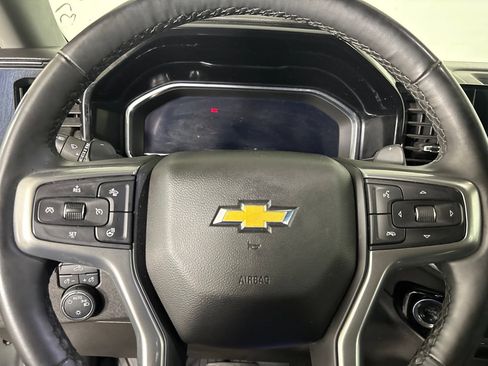 Used 2025 Chevrolet Silverado 1500 LT AWD/4WD image 11