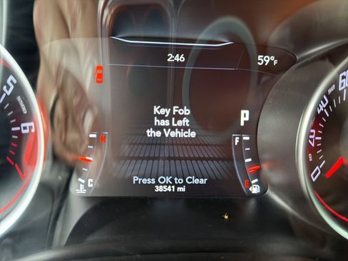 Used 2020 Dodge Challenger SXT image 39