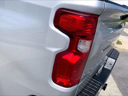 Used 2020 Chevrolet Silverado 1500 LT AWD/4WD image 28