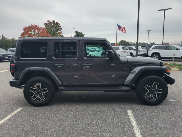New 2027 Jeep Wrangler Unlimited Sahara AWD/4WD image 3