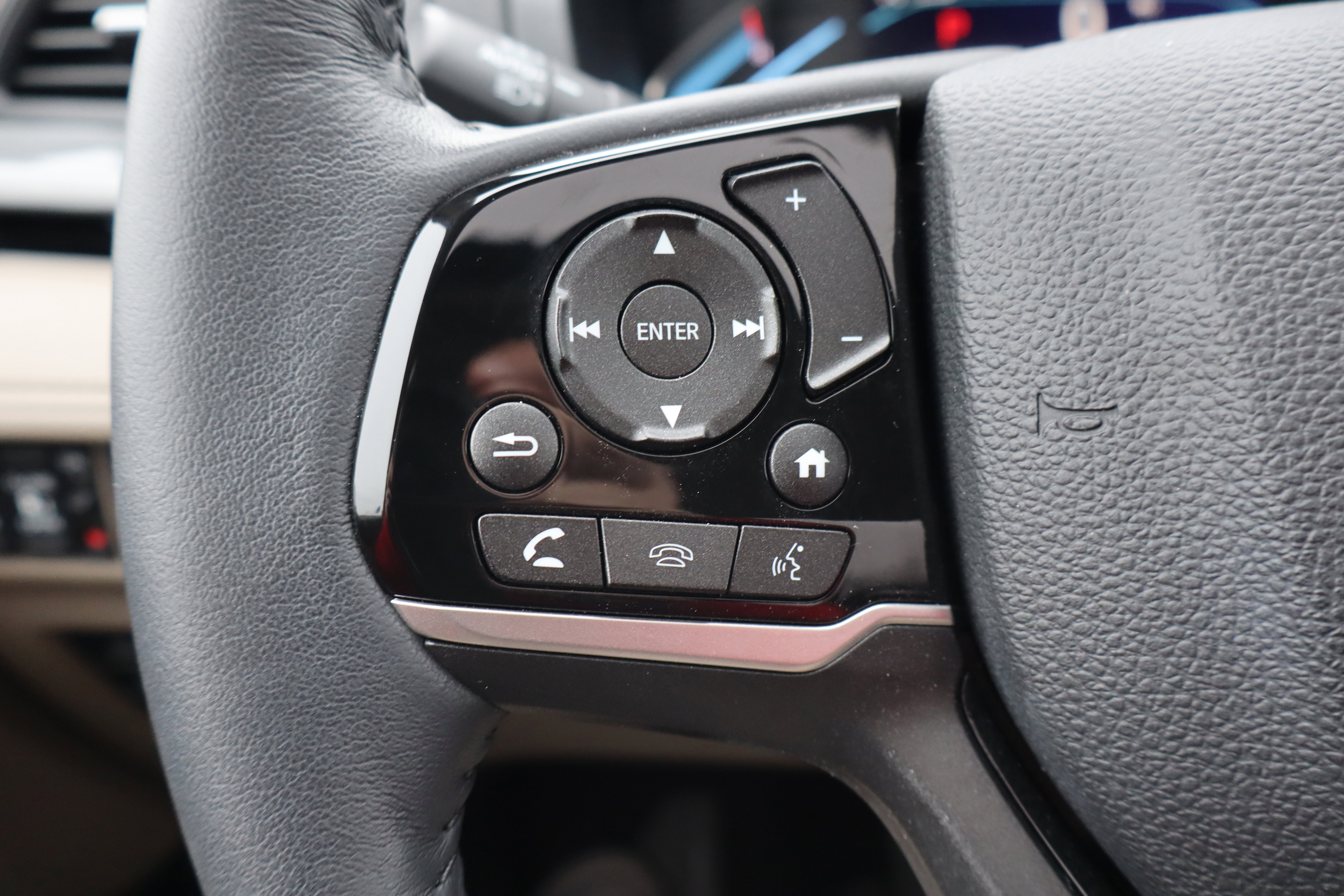 Used 2024 Honda Odyssey Elite image 18