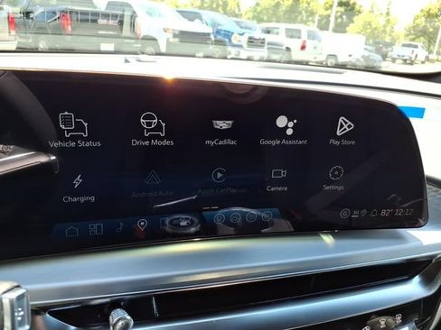 New 2026 Cadillac Lyriq Sport w/ LPO, ONYX Package AWD/4WD image 29
