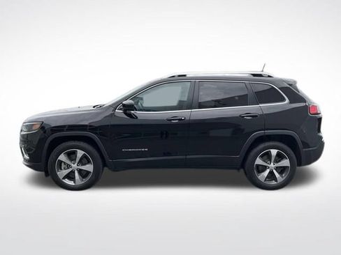 Used 2019 Jeep Cherokee Limited w/ Technology Group AWD/4WD image 4