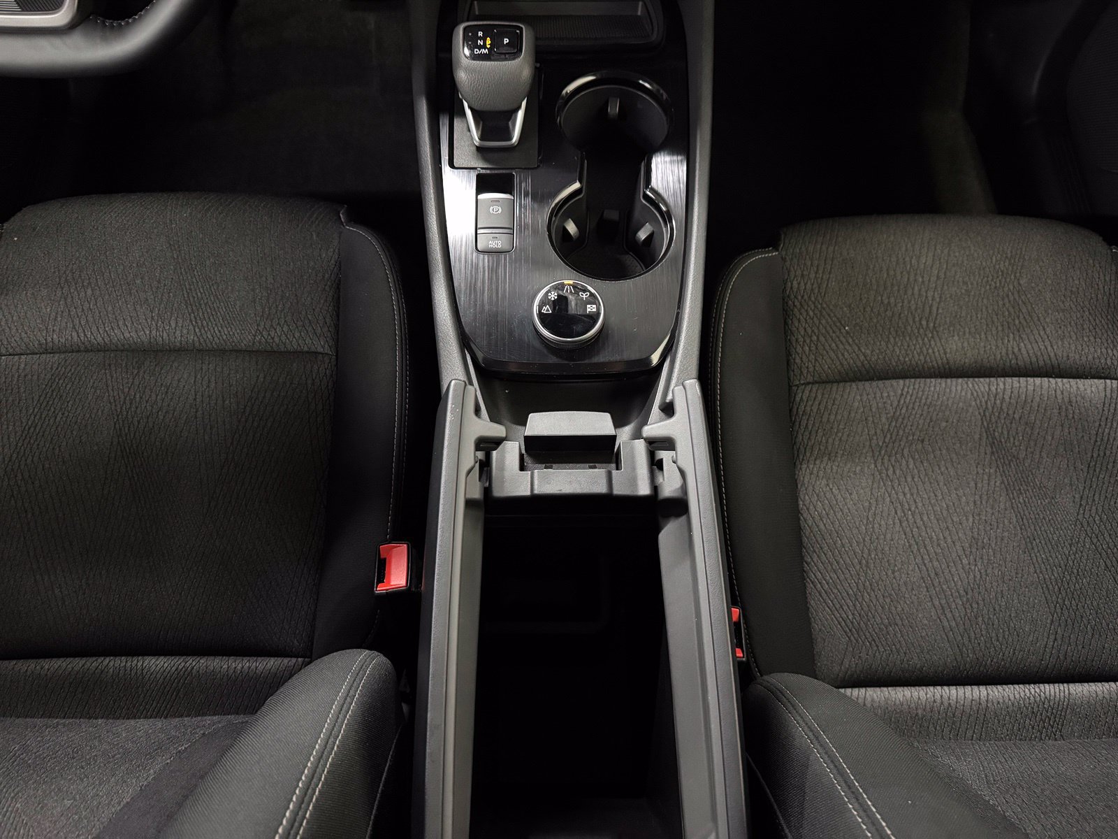 Certified 2026 Nissan Rogue SV AWD/4WD image 30