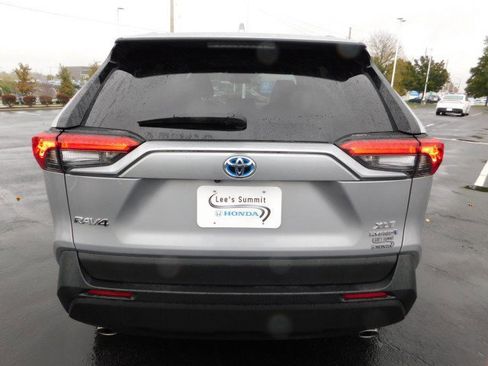 Used 2024 Toyota RAV4 XLE image 4