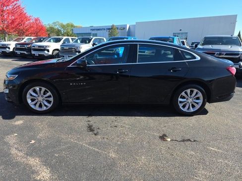 Used 2022 Chevrolet Malibu LT image 2