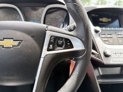 Used 2017 Chevrolet Equinox LT FWD image 29
