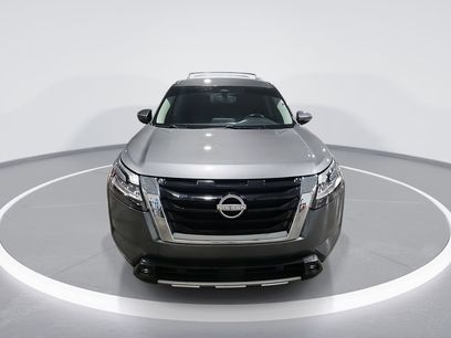 Used 2022 Nissan Pathfinder SL