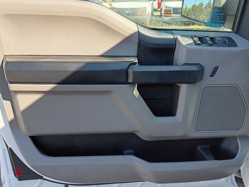 Used 2019 Ford F150 XL w/ Equipment Group 101A Mid image 9