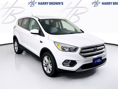 Used 2017 Ford Escape SE w/ SE Cold Weather Package AWD/4WD image 24