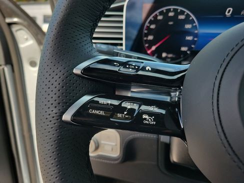 New 2026 Mercedes-Benz GLS 580 4MATIC image 26