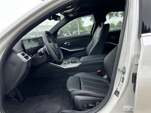 Certified 2026 BMW 330i xDrive Sedan AWD/4WD image 18