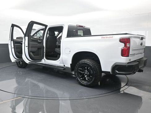 Used 2024 Chevrolet Silverado 1500 LT Trail Boss w/ LT Trail Boss Premium Package image 86