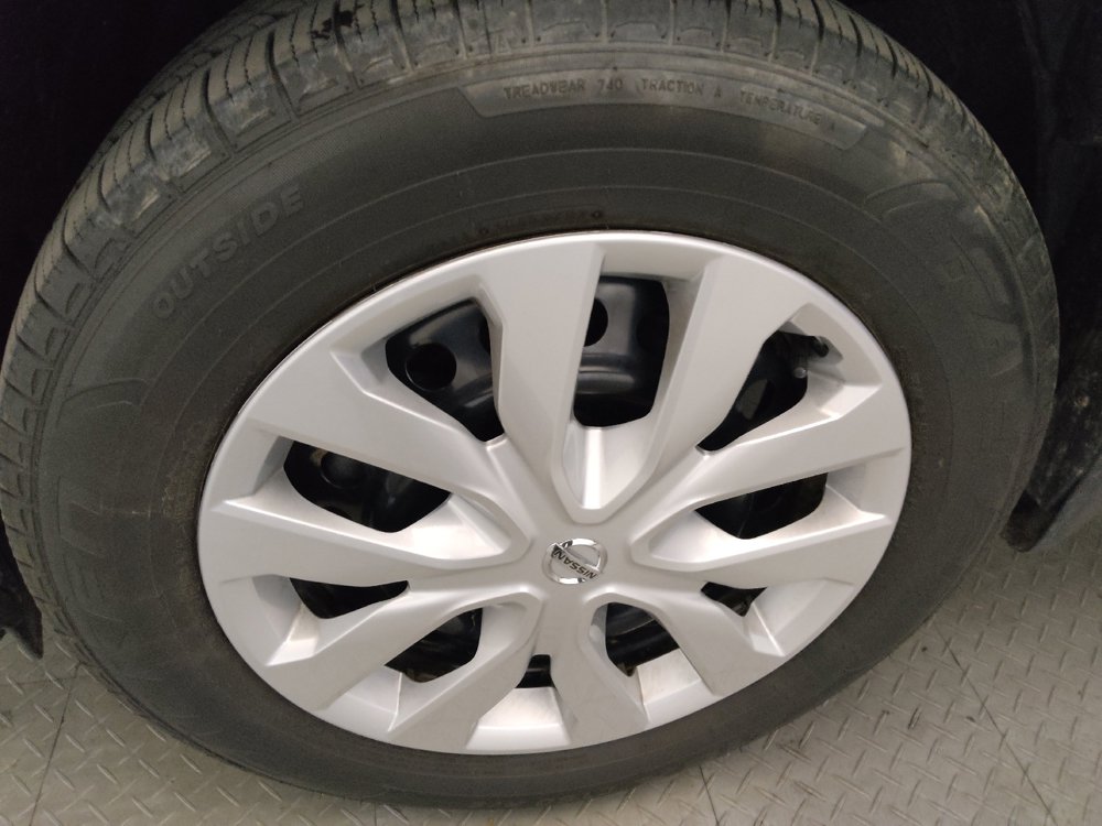 Used 2018 Nissan Rogue S AWD/4WD image 31