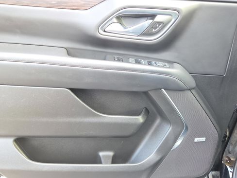 Used 2024 Chevrolet Tahoe LT w/ Luxury Package image 19