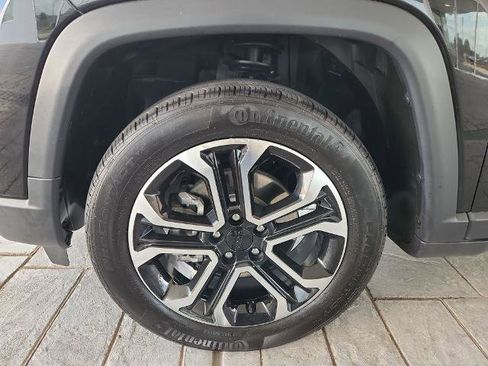 Used 2022 Jeep Compass Limited image 29