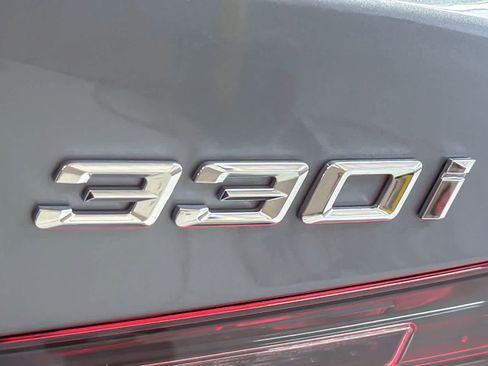 Used 2025 BMW 330i 330i w/ Premium Package image 27