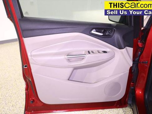 Used 2018 Ford Escape SEL FWD image 32