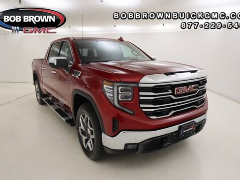 Used 2023 GMC Sierra 1500 SLT w/ SLT Premium Plus Package image 1