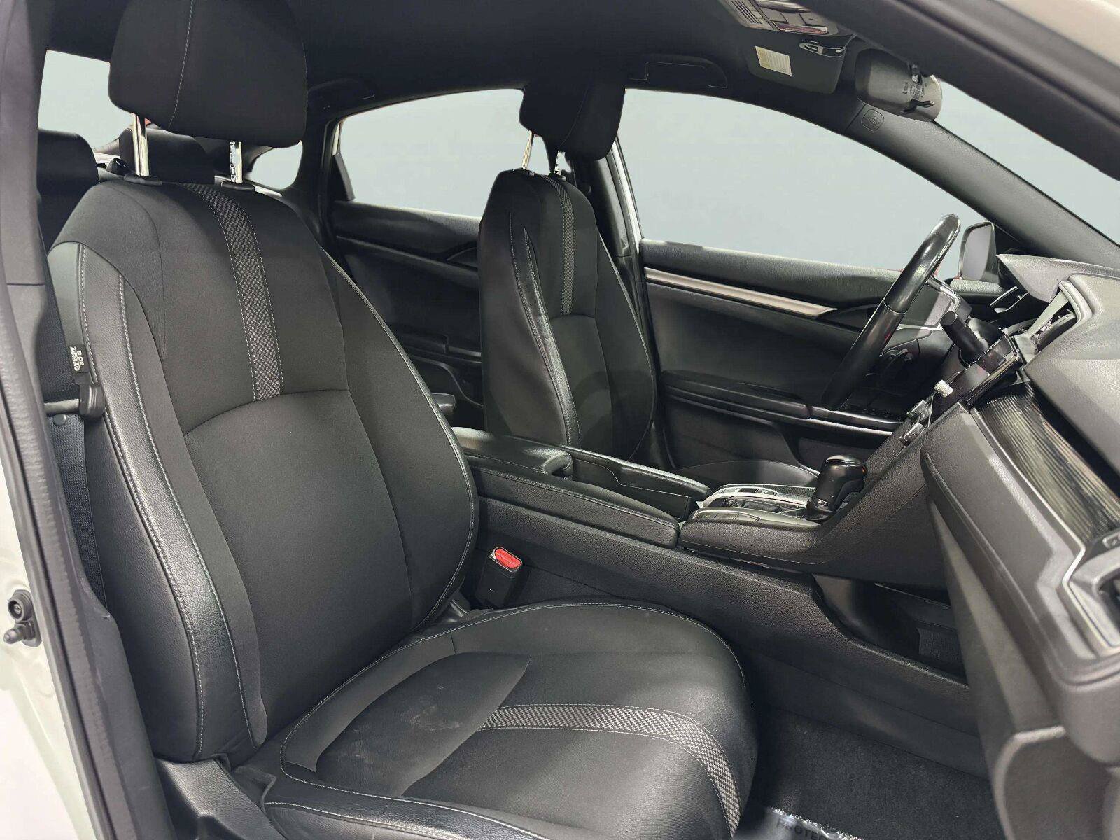 Used 2020 Honda Civic Sport image 27