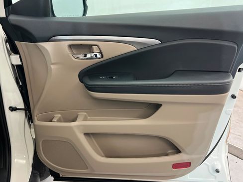 Used 2019 Honda Ridgeline RTL-T image 22