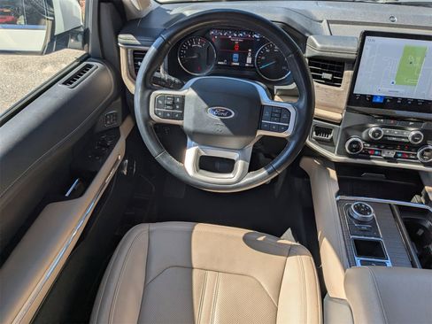 Used 2024 Ford Expedition Max Limited image 18