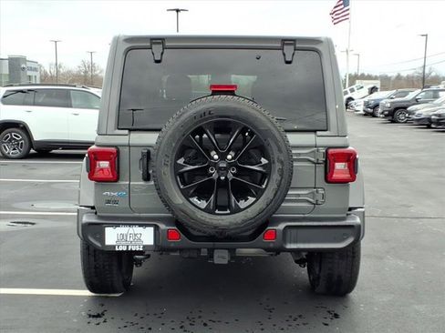 Used 2021 Jeep Wrangler Unlimited Sahara w/ Cold Weather Group image 29