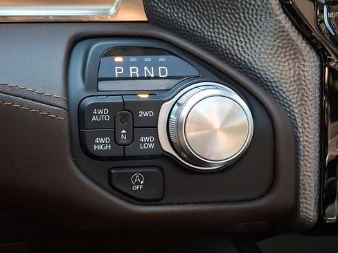 Used 2025 RAM 1500 Limited AWD/4WD image 27
