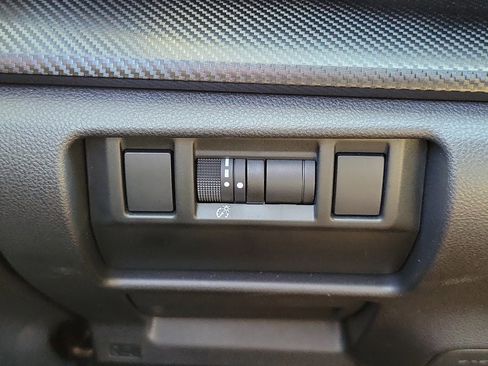 Certified 2024 Subaru Crosstrek 2.0i Premium image 26