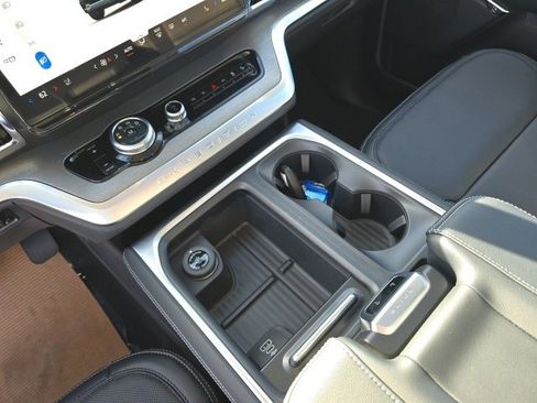 New 2026 Ford Expedition Platinum w/ Driver's Package image 23