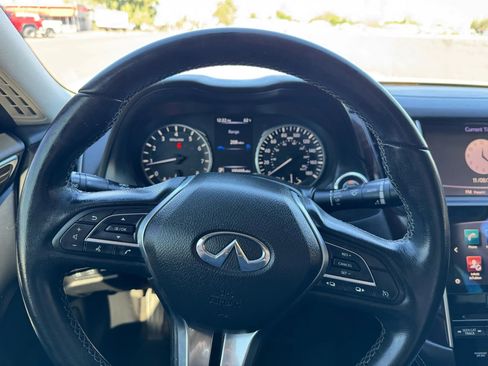 Used 2018 INFINITI Q50 Luxe image 8