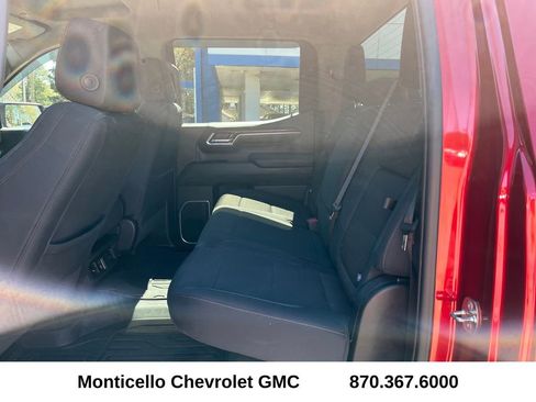 Used 2024 GMC Sierra 1500 Elevation image 27