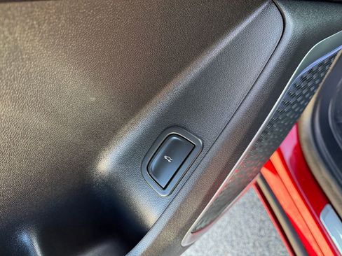 Used 2025 Buick Enclave Avenir w/ Super Cruise Package image 18