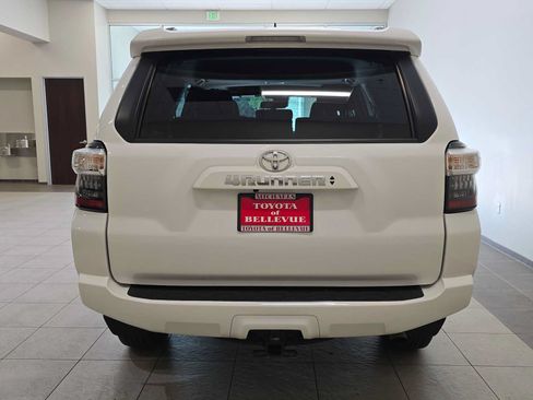 Certified 2023 Toyota 4Runner SR5 Premium w/ Moonroof Package AWD/4WD image 5