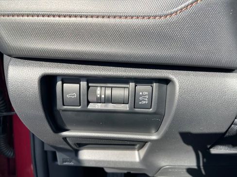Certified 2025 Subaru Forester Touring AWD/4WD image 31