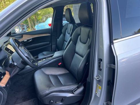 Certified 2023 Volvo XC90 B6 Plus w/ Protection Package Premier AWD/4WD image 11