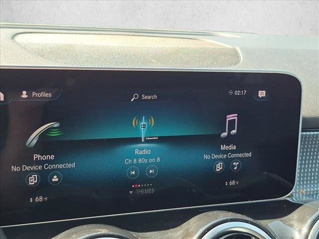 Used 2021 Mercedes-Benz GLB 250 4MATIC image 10