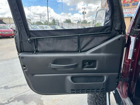 Used 2003 Jeep Wrangler Rubicon image 42