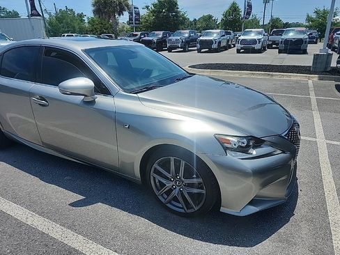 Used 2015 Lexus IS 250 w/ F-Sport Package RWD image 20