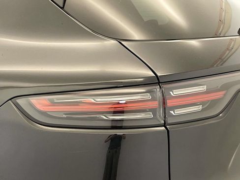 Certified 2023 Porsche Cayenne S Platinum AWD/4WD image 16