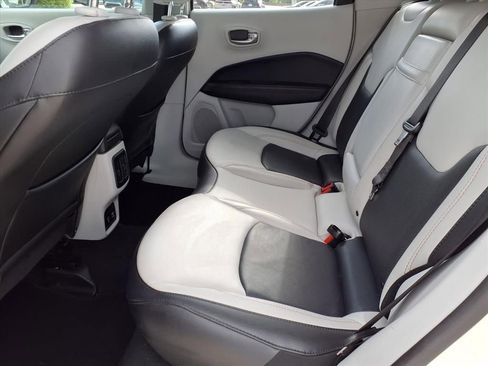 Used 2019 Jeep Compass Limited FWD image 11