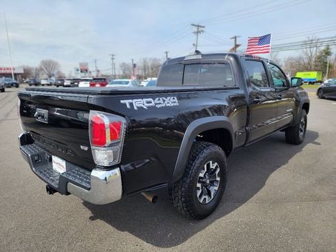 Used 2023 Toyota Tacoma TRD Off-Road image 7