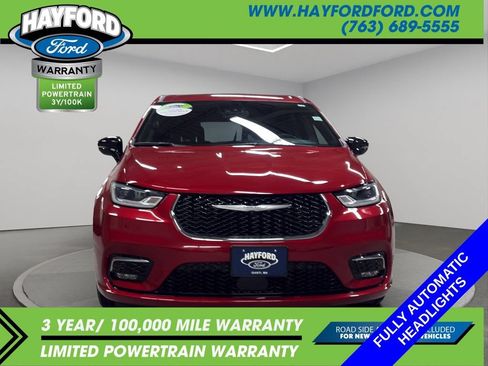 Used 2025 Chrysler Pacifica Select FWD image 6