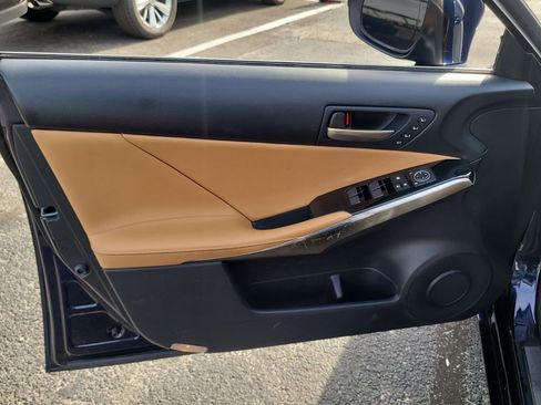 Used 2019 Lexus IS 300 AWD w/ Navigation Package image 12