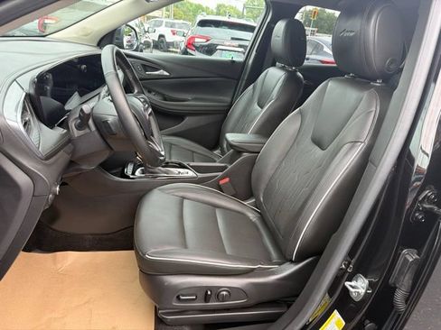 Used 2024 Buick Encore GX Avenir w/ Avenir Technology Package AWD/4WD image 13