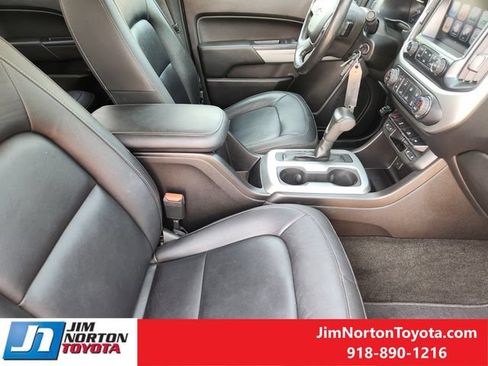 Used 2017 Chevrolet Colorado LT w/ Luxury Package, Chrome AWD/4WD image 15