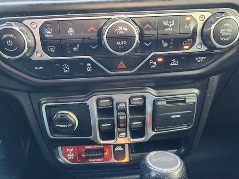 Used 2021 Jeep Gladiator Mojave image 15